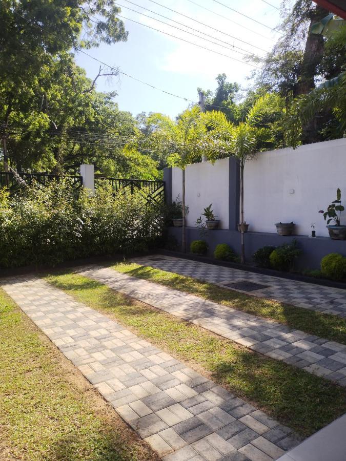 Sara Place 坦加拉 外观 照片